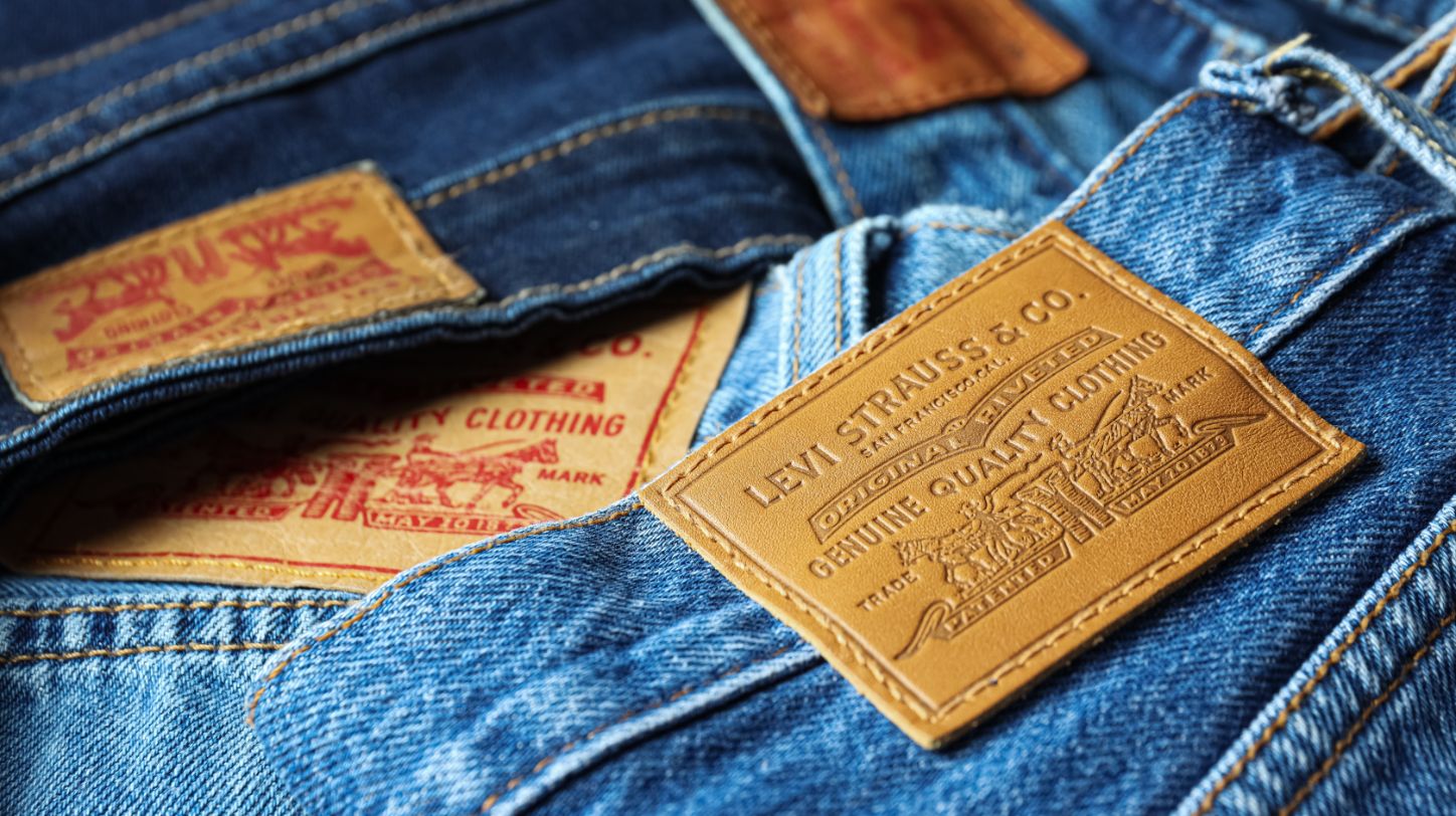 Levi Strauss & Co. to begin outsourcing logistics to 3PLs