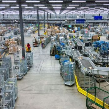 Parcel sorting machine installed at Antwerp DC