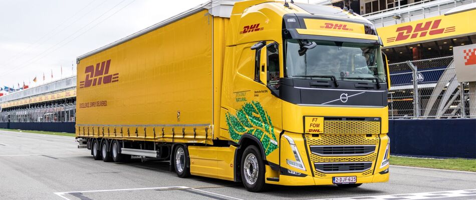 DHL’s race to sustainability accelerates with Formula 1 partnership renewal