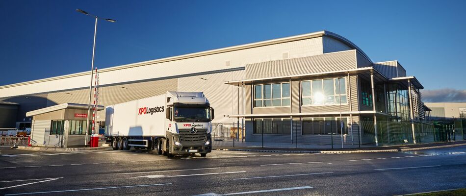 Milton Keynes distribution centre achieves carbon neutral milestone