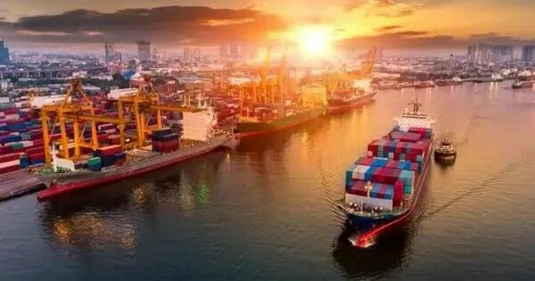 Nền kinh tế tiếp tục đà phục hồi vững chắc