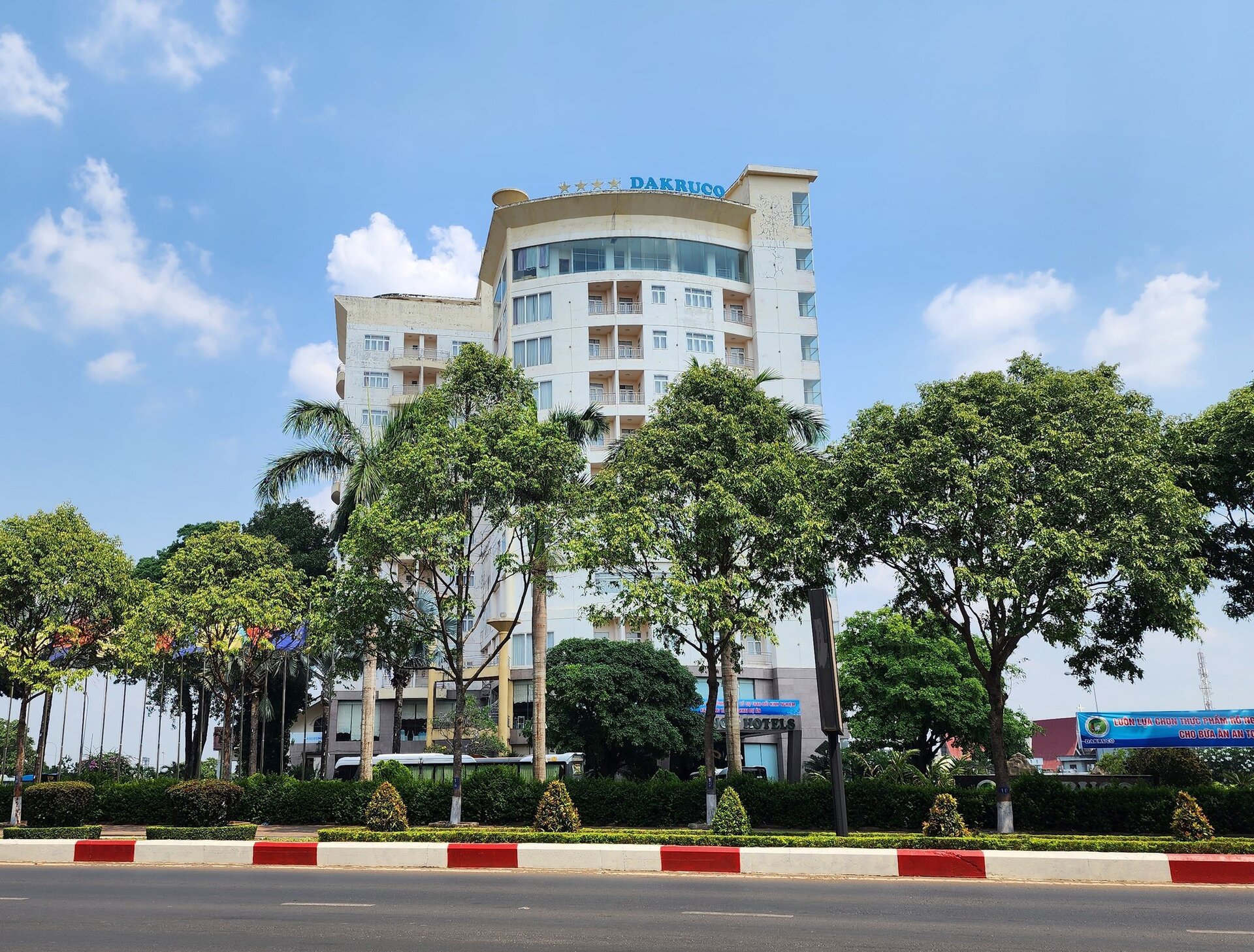 Khởi tố Tổng giám đốc Công ty CP Cao su Đắk Lắk- Ảnh 1.